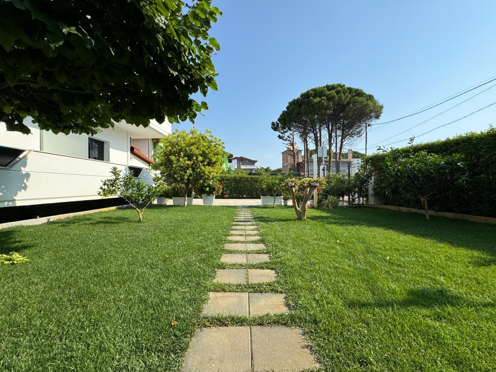 Villa Ax Mirage Vlorë Екстериор снимка