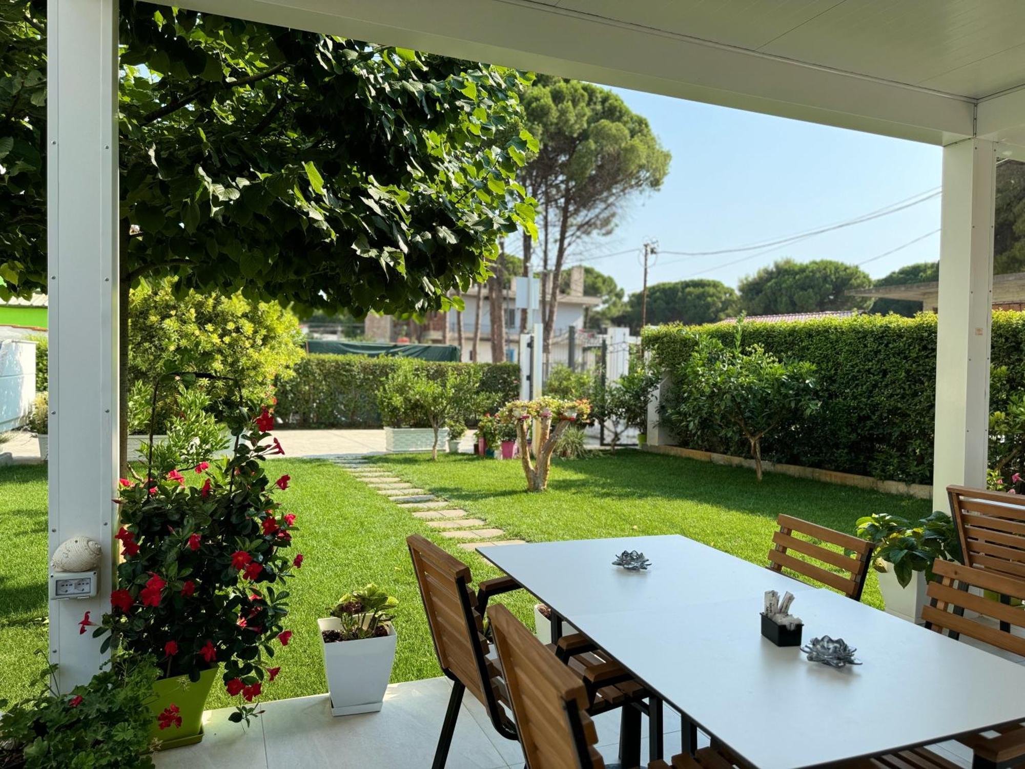 Villa Ax Mirage Vlorë Екстериор снимка